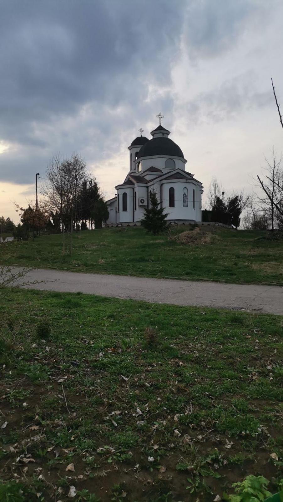 Апартамент На Няколко Минути От Летището Sofia Luaran gambar